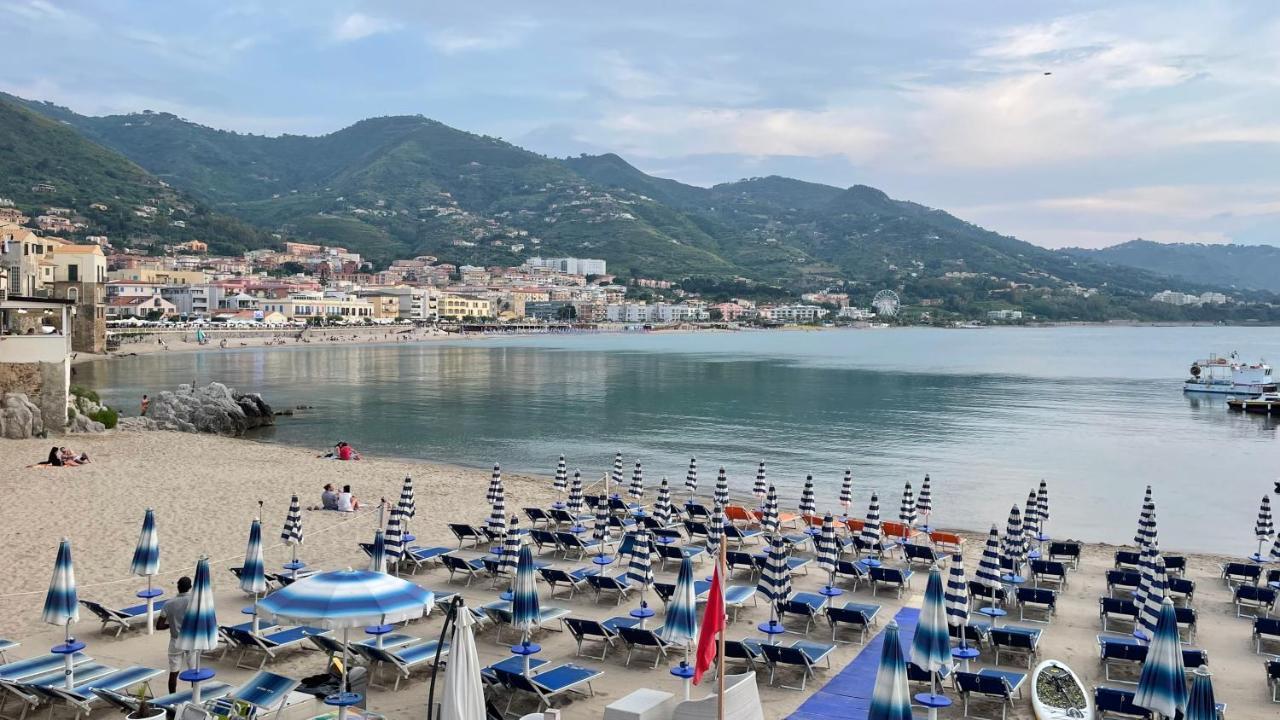 Mare Azzurro Villa Campofelice Di Roccella Eksteriør bilde