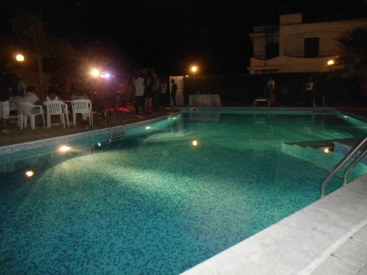 Mare Azzurro Villa Campofelice Di Roccella Eksteriør bilde