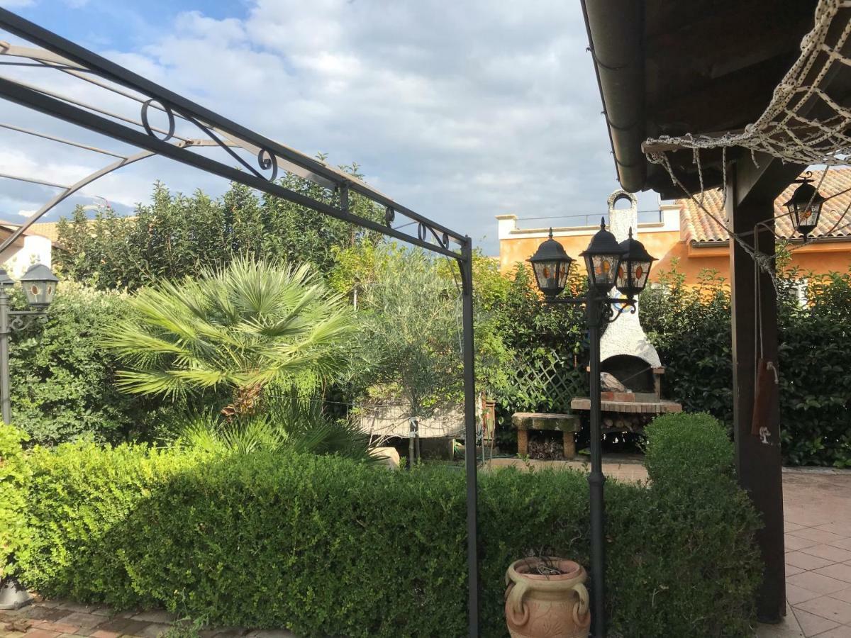 Mare Azzurro Villa Campofelice Di Roccella Eksteriør bilde